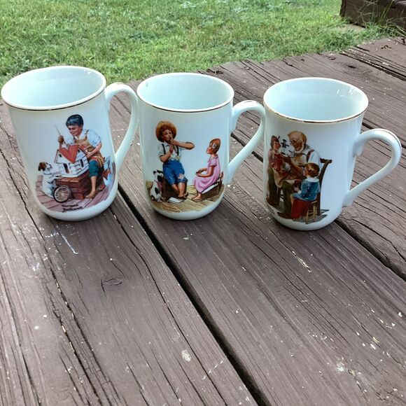 Norman Rockwell Museum Porcelain Mug Set of 3 1982 Gold Rim Vintage Coffee Cups - Picture 1 of 8